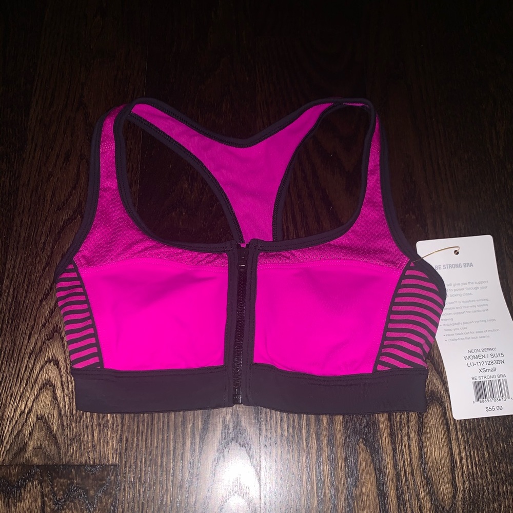 NWT Lucy Sports bra size xs